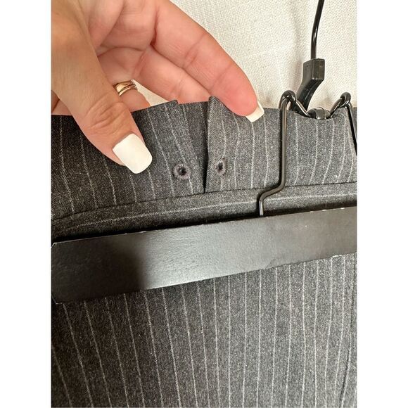 White House Black Market The Relaxed Ankle Pin Striped Paperbag Dress Pant Size - Picture 2 of 9